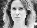 Black and white portrait photo of Pola Groß