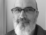 Black and white portrait photo of Patrick Eiden-Offe