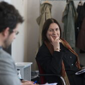 Irina Scherbakowa nimmt an einem Panel teil