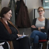 Irina Scherbakowa nimmt an einem Panel teil