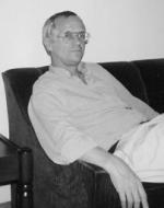 Schwarz-weißes Portraitfoto von Hilmar Frank